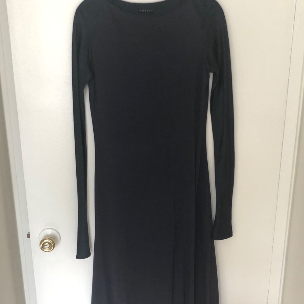 Theory midi navy dress with silk sleeve